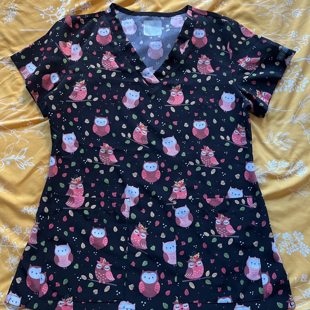 Med Couture Owl Print Scrub Top